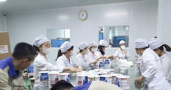 Tận thấy 2 công ty sản xuất gần 600 loại sữa giả vừa bị triệt phá