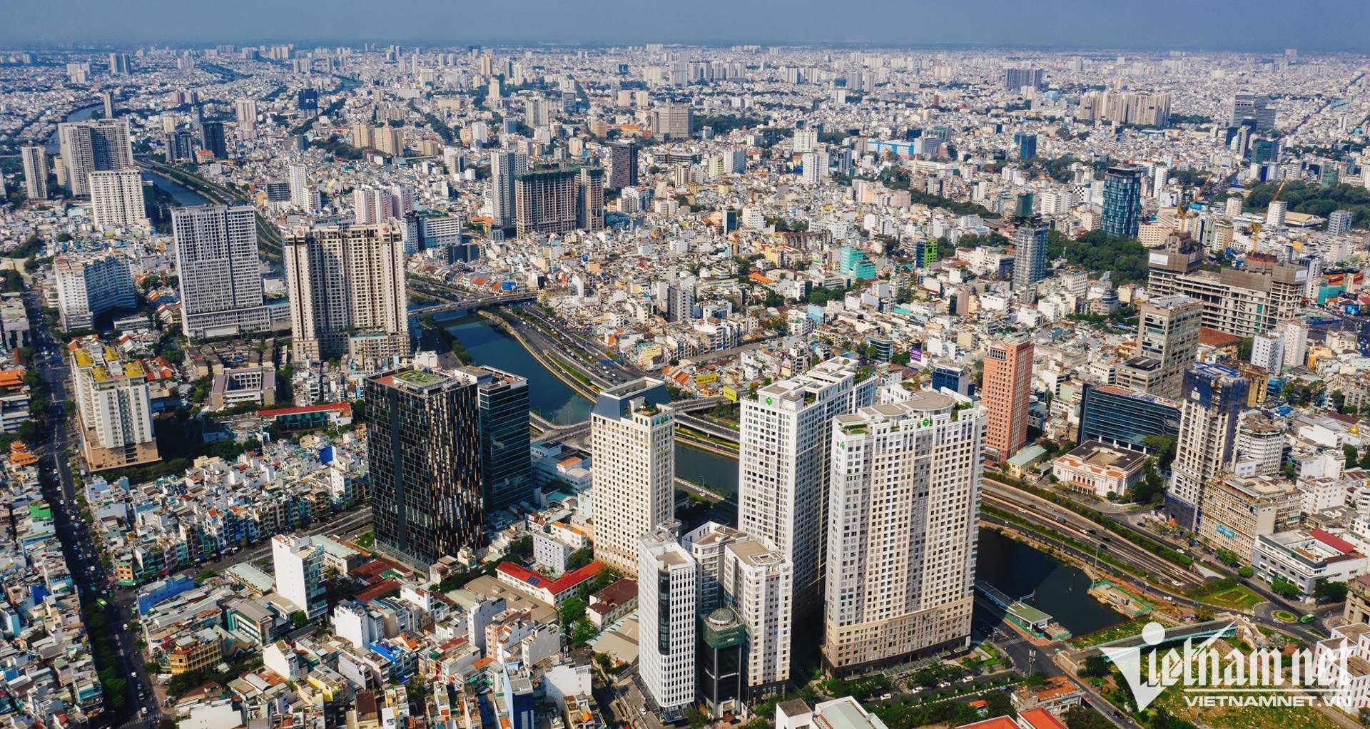 Hàng trăm căn hộ nứt tường Bộ Xây dựng yêu cầu TPHCM rà soát toàn bộ chung cư