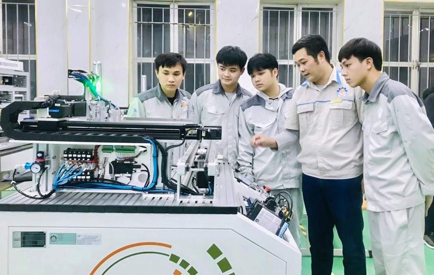 Bước đi chiến lược cho giai đoạn mới