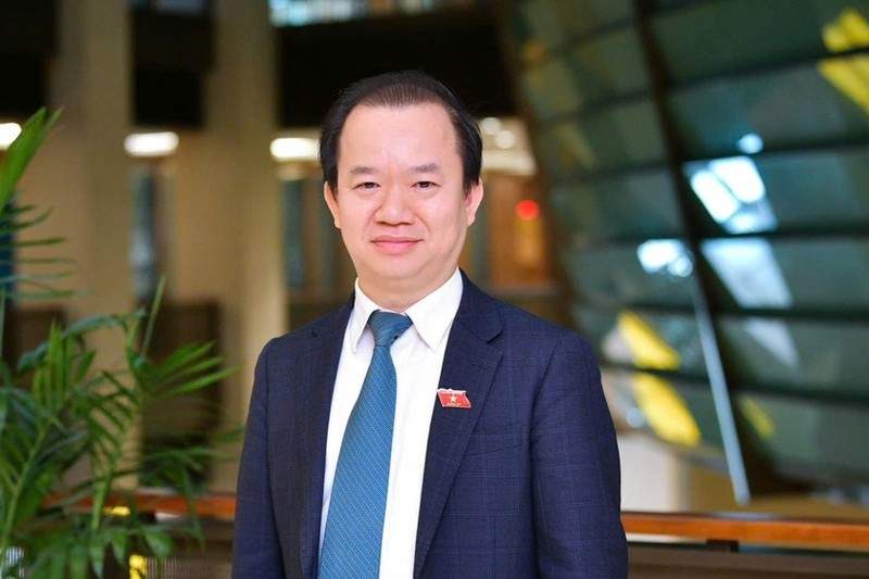 Cần phát triển khoa học xã hội tương tự khoa học tự nhiên và công nghệ