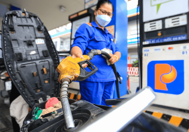 Đột ngột lao dốc, chiều nay trong nước tiếp tục giảm?
