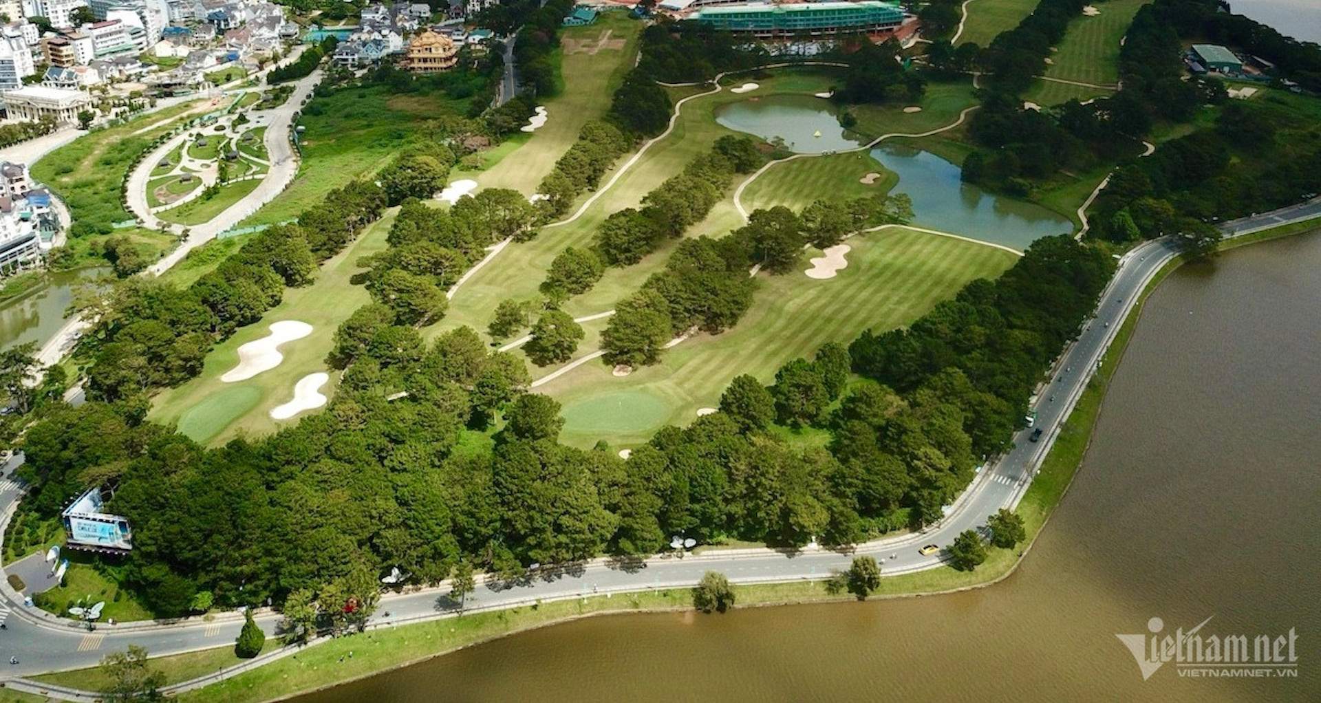 Đưa golf vào diện chịu thuế như rượu bia thuốc lá là sai lệch về bản chất