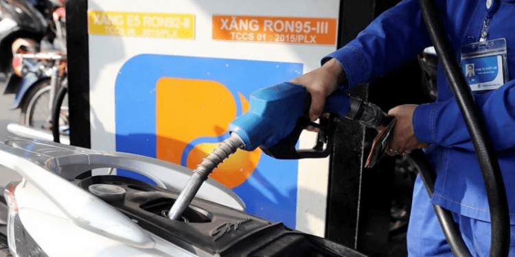Giá xăng dầu hôm nay 6/5: Tiếp tục lao dốc