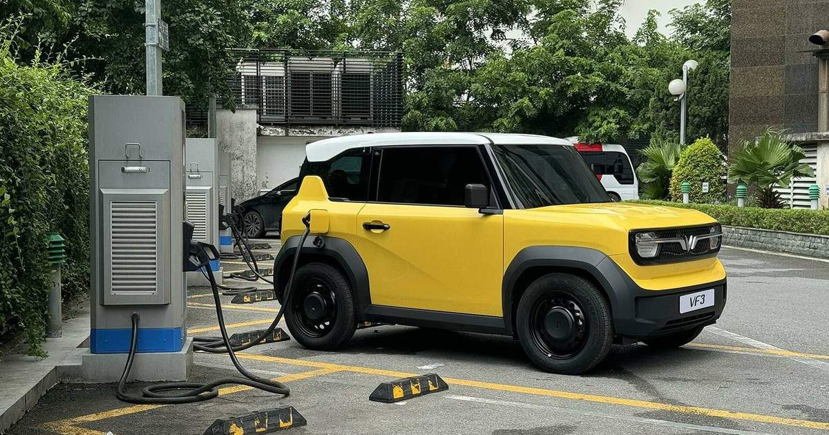 Hãng ô tô của tỉ phú Phạm Nhật Vượng giao hơn 35.000 xe trong quý đầu năm