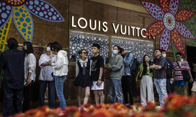 Hong Kong district Tsim Sha Tsui tops global retail rents, overtaking New York’s Madison Avenue