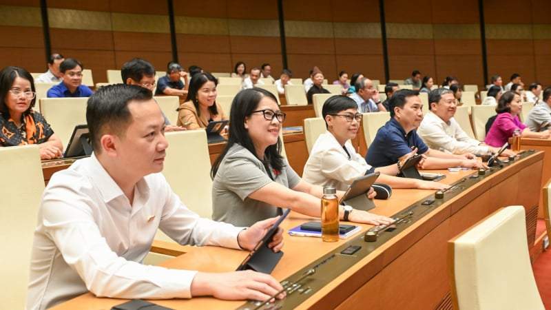 Quốc hội chốt cơ chế đặc thù cho nhà ở xã hội, bãi bỏ rừng thủ tục