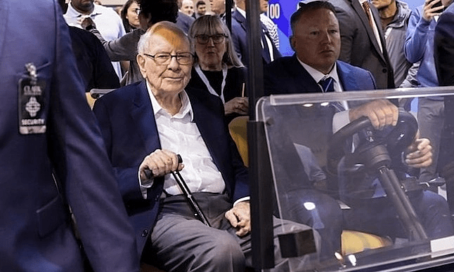 Warren Buffett to retire from Berkshire Hathaway by year’s end