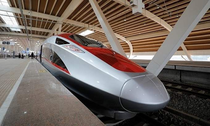 What does VinSpeed, founded by Vietnam's richest man Pham Nhat Vuong, propose for $61B high-speed rail project?