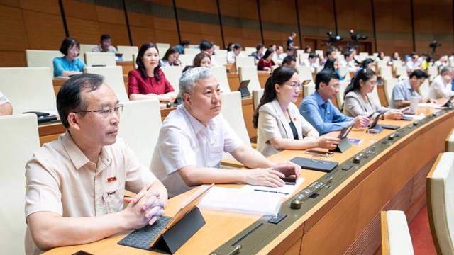 Điều chỉnh, bổ sung 44.000 tỷ đồng chi trả chế độ với công chức, người lao động khi thực hiện sắp xếp bộ máy