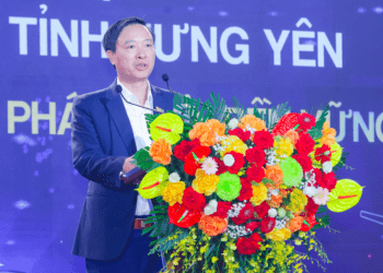 Thiếu tướng Nguyễn Ngọc Cương, Giám đốc Trung tâm Dữ liệu quốc gia và Phó Chủ tịch Hiệp hội Dữ liệu Quốc gia.