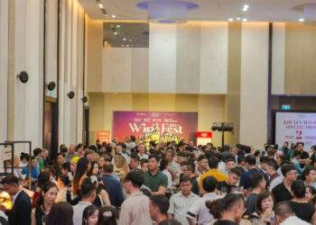 Hành trình ‘du lịch các nước’ qua lễ hội vang WineFest 2025