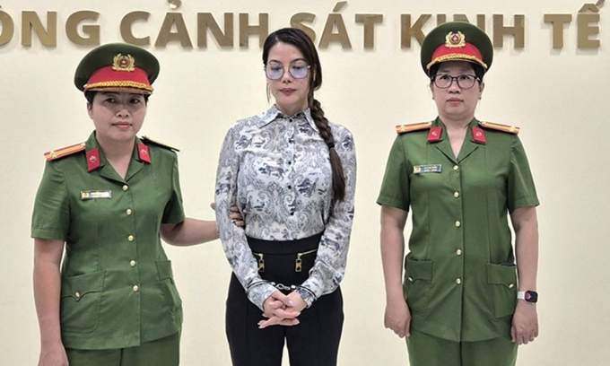 Actress Truong Ngoc Anh arrested for allegedly embezzling thousands of gold taels