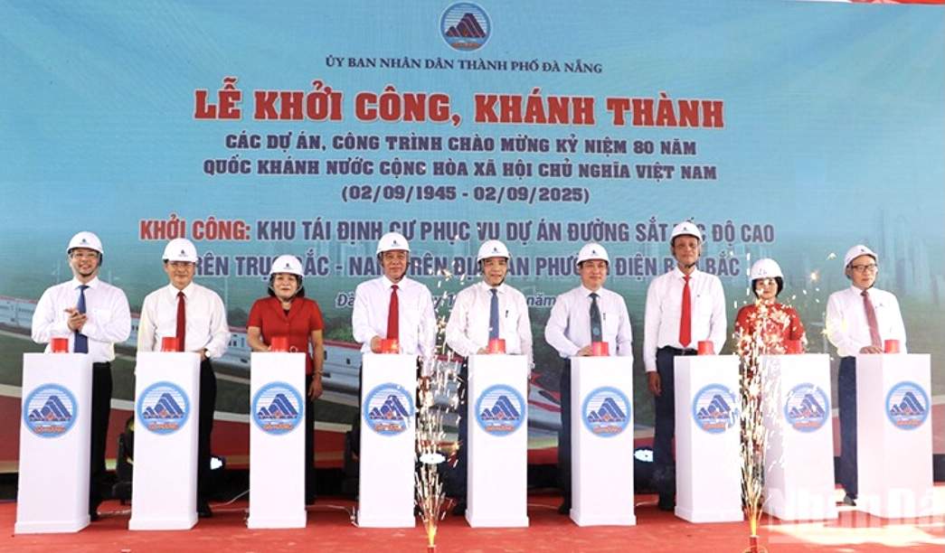 Bước khởi động của dự án vào ngày 19/8/2025, thành phố  Đà Nẵng đã khởi công Dự án Khu tái định cư Điện Bàn Bắc (phục vụ dự án).