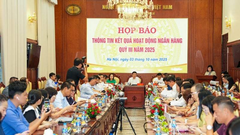 Đại diện Ngân hàng Nhà nước nói về hai mặt phức tạp giữa lạm phát và tăng trưởng