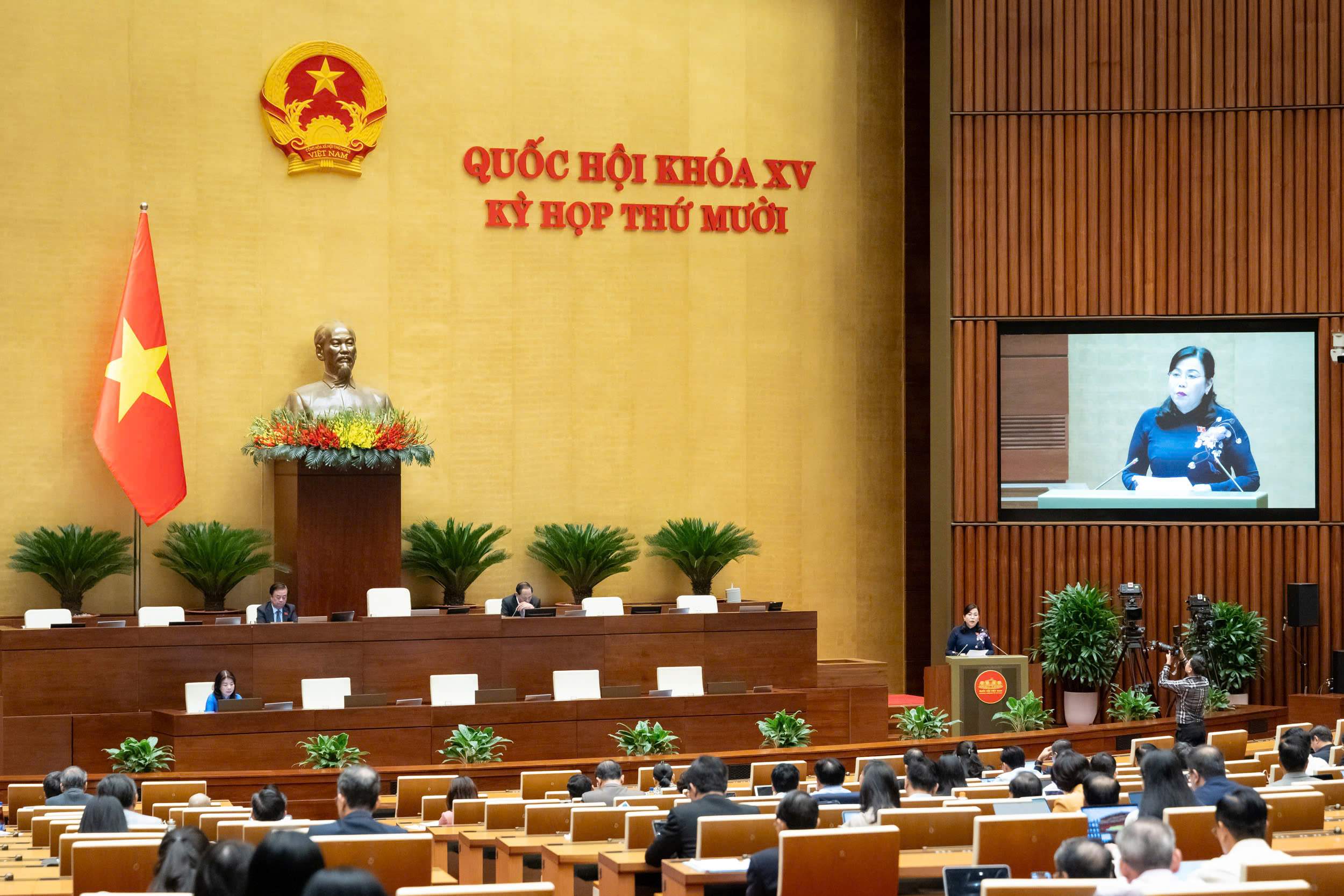 Đề xuất hỗ trợ vay lãi suất 0% nếu đầu tư hạ tầng số cho dự án công nghệ cao tại vùng dân tộc thiểu số