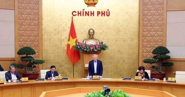 Doanh nghiệp 70 nhân s ...