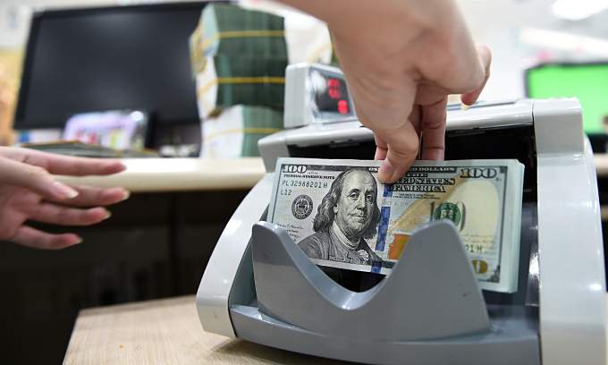Dollar gains over dong - VnExpress International