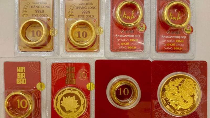 Giá vàng hôm nay (15/11): Lao dốc