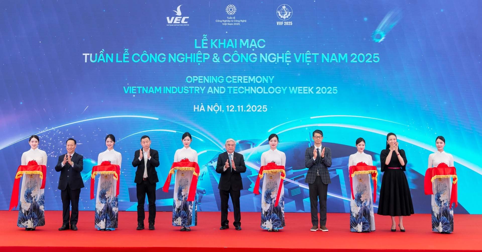 Khai mạc Tuần lễ Công nghiệp và Công nghệ Việt Nam 2025 