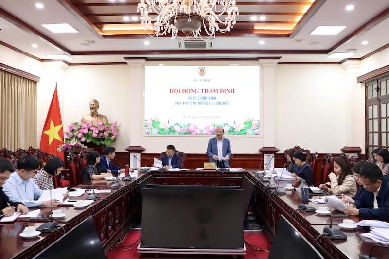 Quang cảnh buổi thẩm định. Ảnh: MOJ.