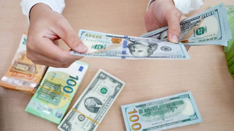 Thị trường tự do tăng không ngừng, sẽ vượt 28.000 đồng trong hôm nay?