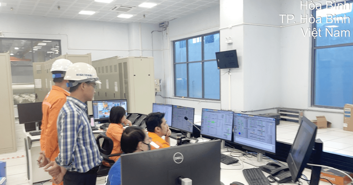 Tổ máy số 2 Nhà máy Thủy điện Hòa Bình mở rộng hòa lưới thành công