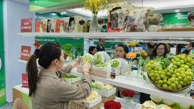 Ứng dụng AI vào kiểm soát trước bối cảnh hàng giả thay áo ngày càng tinh vi