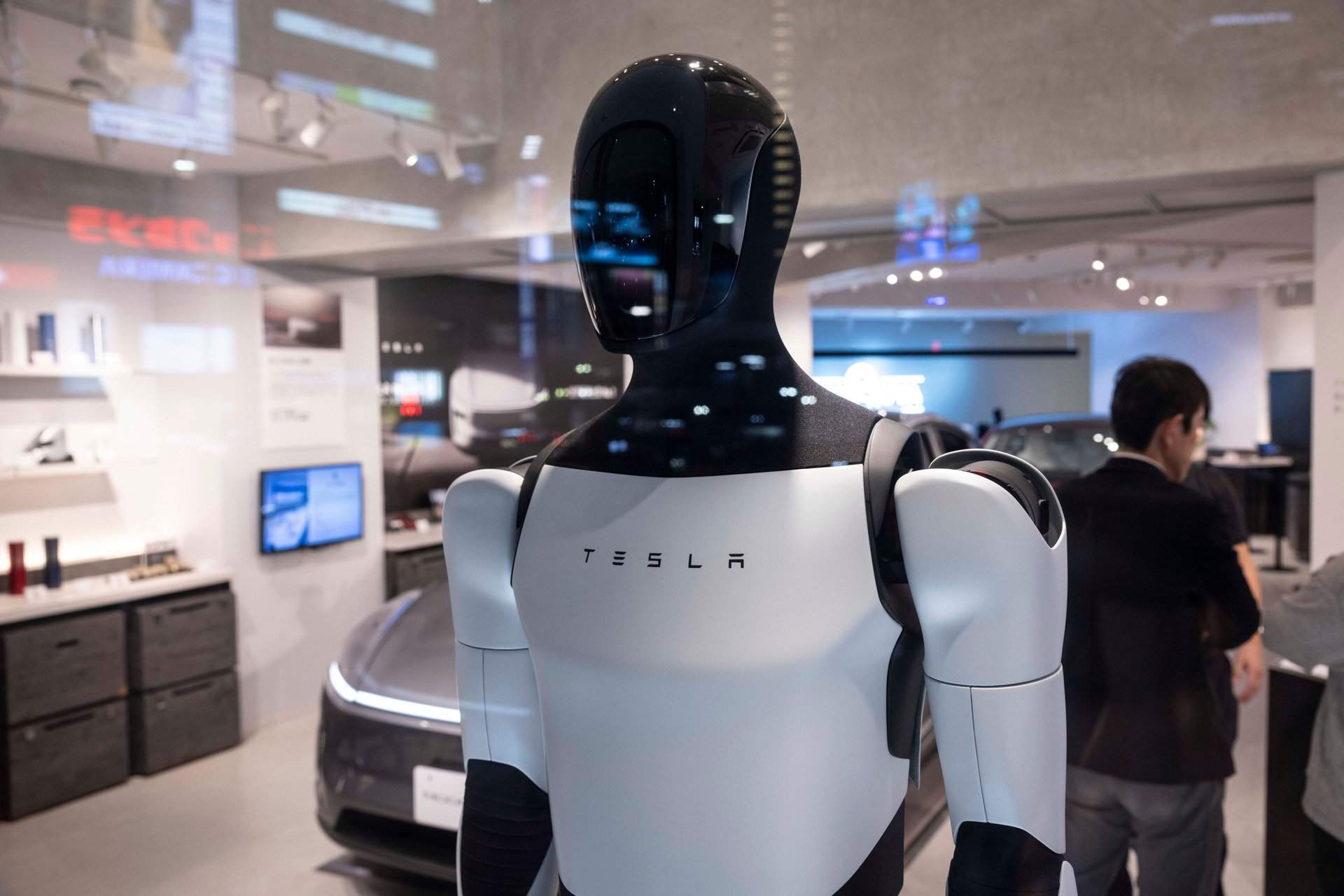 Vì sao Tesla chấp thuận gói thưởng 1 nghìn tỷ USD cho Elon Musk? - Ảnh 1