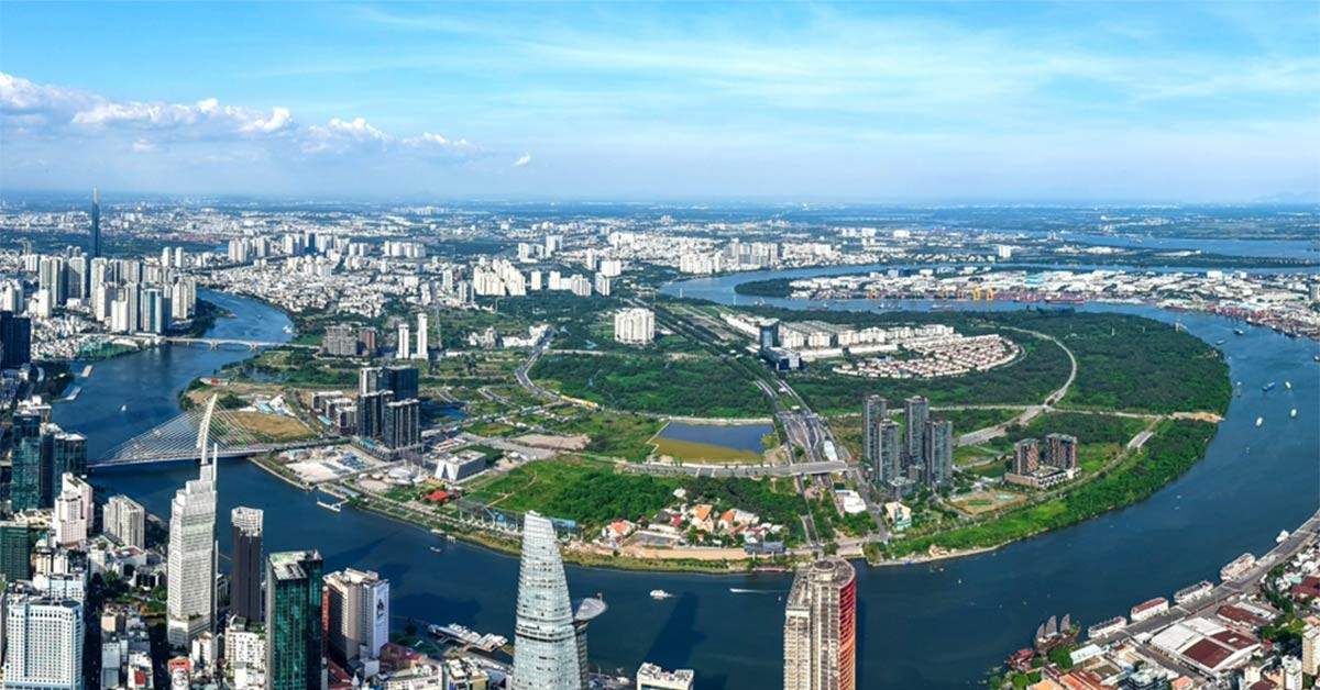 Việt Nam bứt tốc vào top 15 cường quốc thương mại toàn cầu