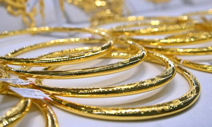 Vietnam gold price increases - VnExpress International