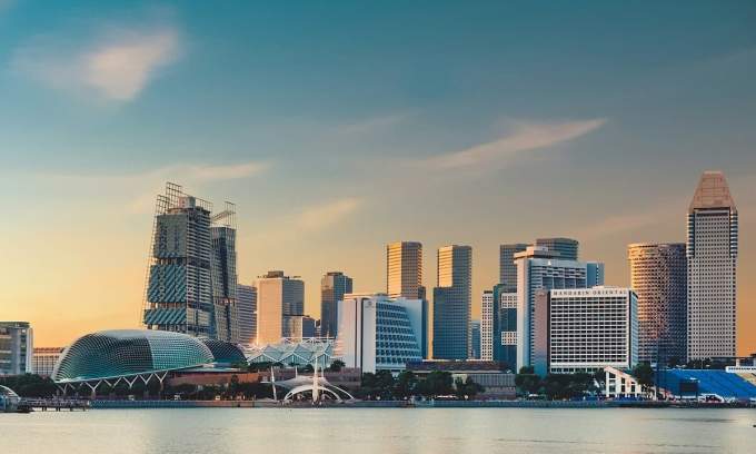 Which Southeast Asian country projected to be among 10 richest economies in 2026?