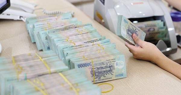 Nhà băng nào đang trả từ 8%/năm trở lên?