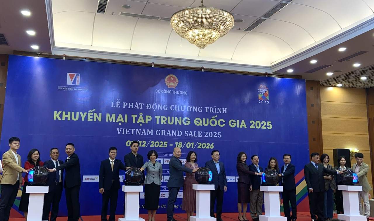 “Kích hoạt” sức mua nội địa cuối năm
