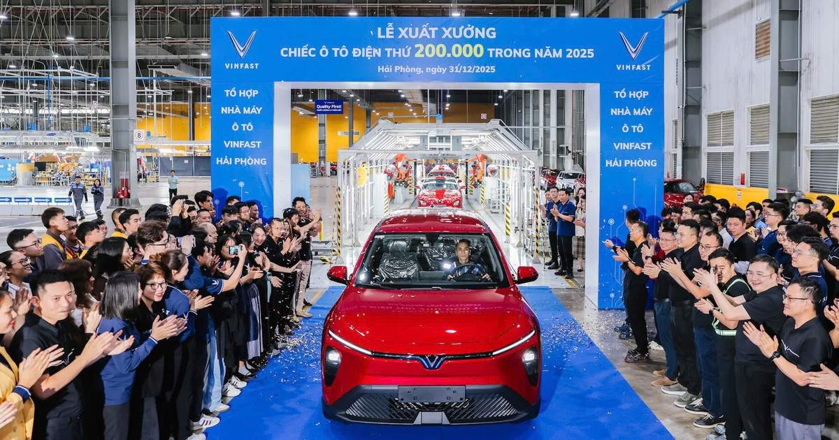Chiếc xe thứ 200.000 chính thức lăn bánh từ nhà máy VinFast Hải Phòng