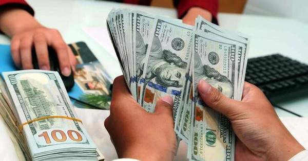 Tỷ giá USD tự do tăng mạnh, NHNN hút ròng hơn 40.000 tỷ đồng trong tuần qua