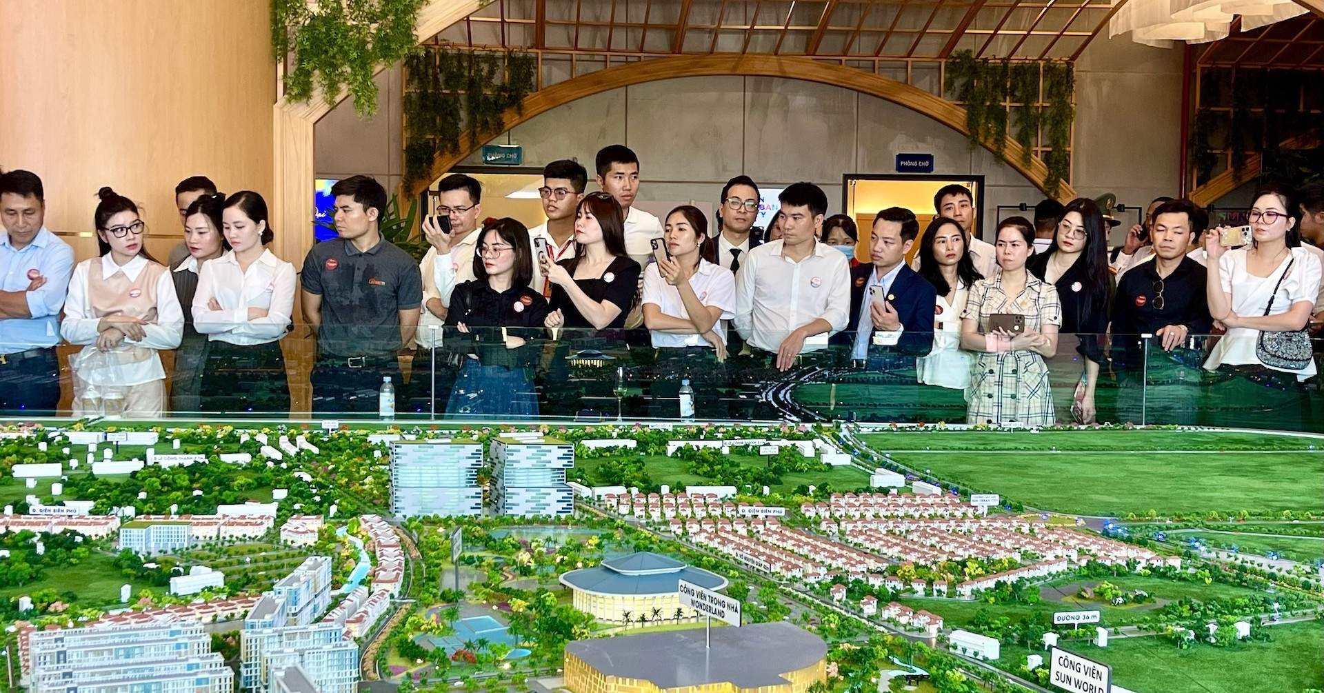 Bộ Xây dựng lên tiếng việc gắn mã định danh bất động sản trước 'giờ G'
