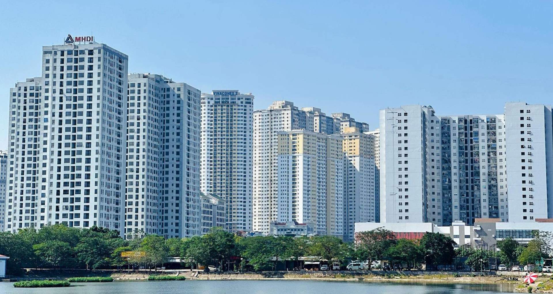 Giá nhà Hà Nội cao kỷ lục, lãi suất vay mua nhà đảo chiều tăng