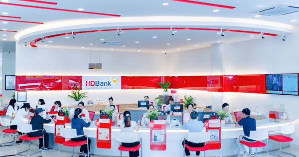 Chủ tịch HDBank đăng ký mua cổ phiếu