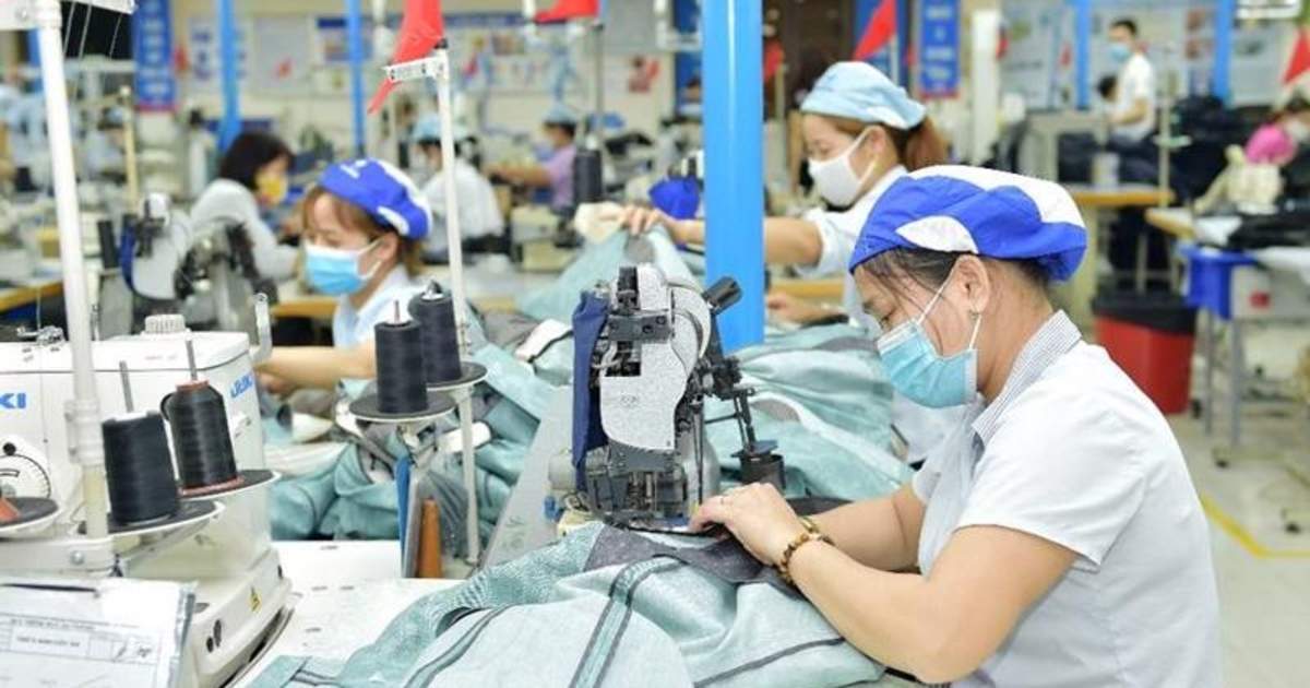 Doanh nghiệp tạm dừng đóng bảo hiểm xã hội khi đang làm thủ tục phục hồi