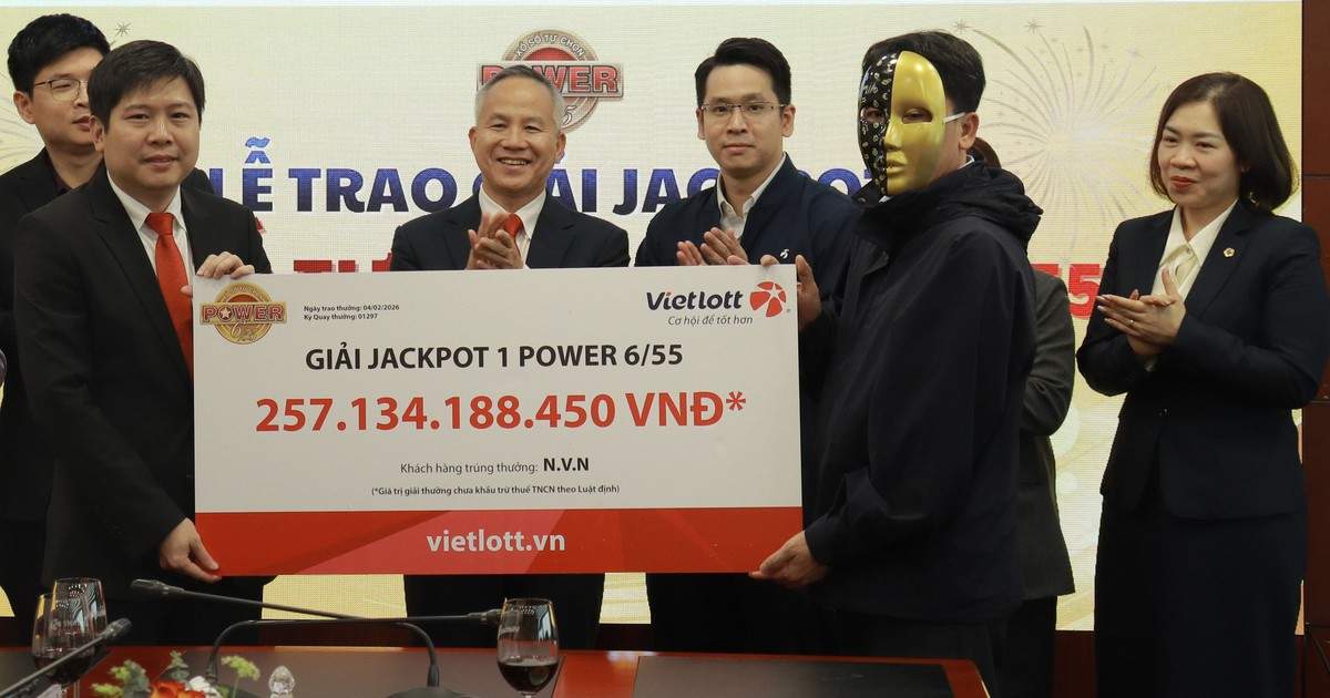 Lại có người trúng 257 tỉ đồng Vietlott sát tết, dành 6 tỉ làm từ thiện