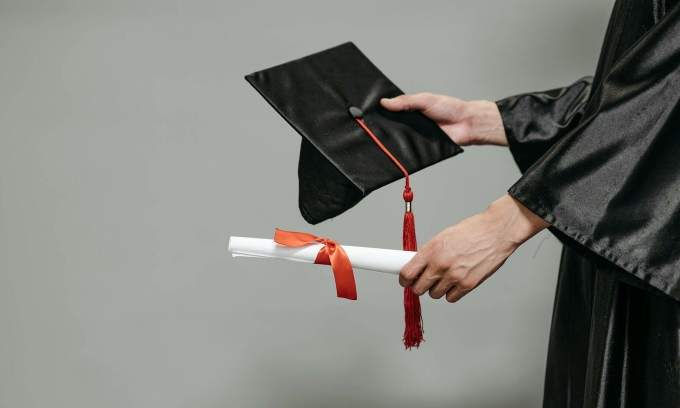 Rushing a bachelor’s degree in 3 years, I struggle to find work