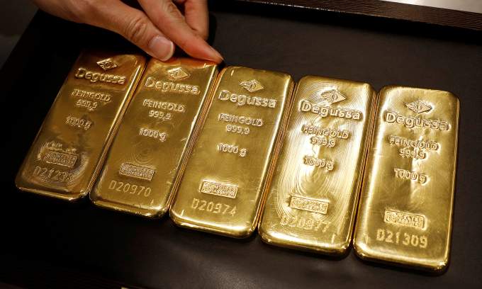 Singapore gold investment demand jumps 48% to record 9.6 tonnes, strongest growth in Southeast Asia
