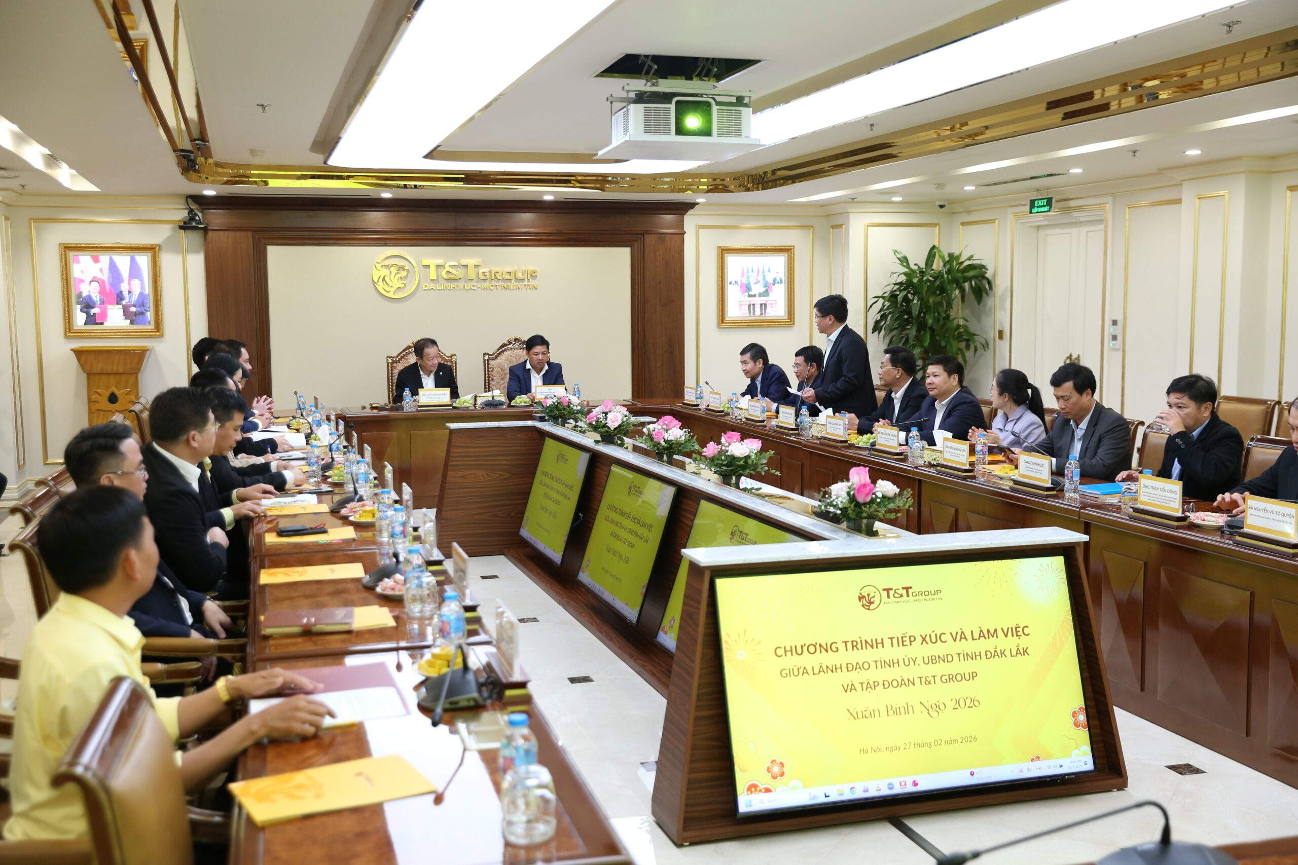 Quang cảnh buổi làm việc. (Ảnh: TT Group).