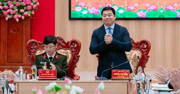 Từ 'tay ngang' trở thành Phó giám đốc ngành bay khi mới 26 tuổi