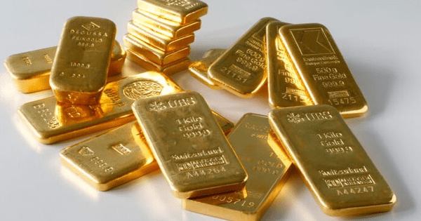 Giá vàng quay đầu rớt mạnh trong đêm giao thừa