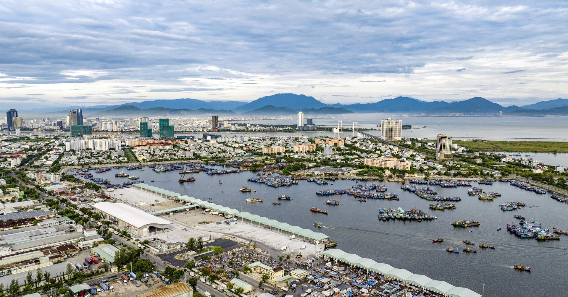 Đòi chia nửa lô đất bạc tỷ, người phụ nữ trắng tay vì không có chứng cứ góp tiền