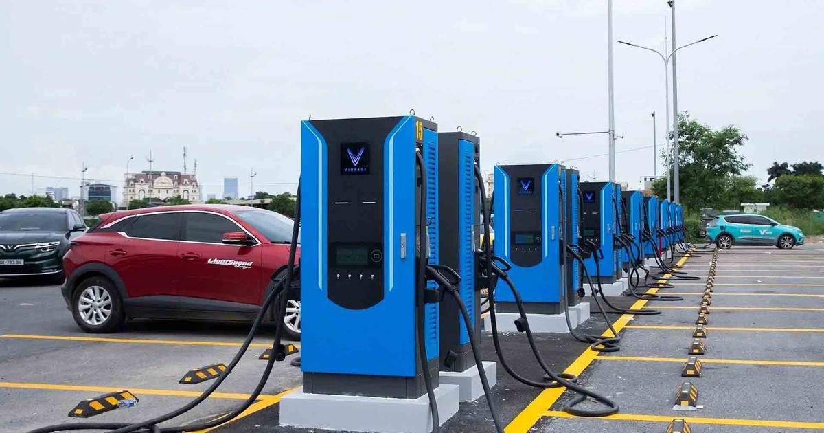 99 'siêu trạm sạc' chỉ 15 phút cho xe điện VinFast trên toàn quốc