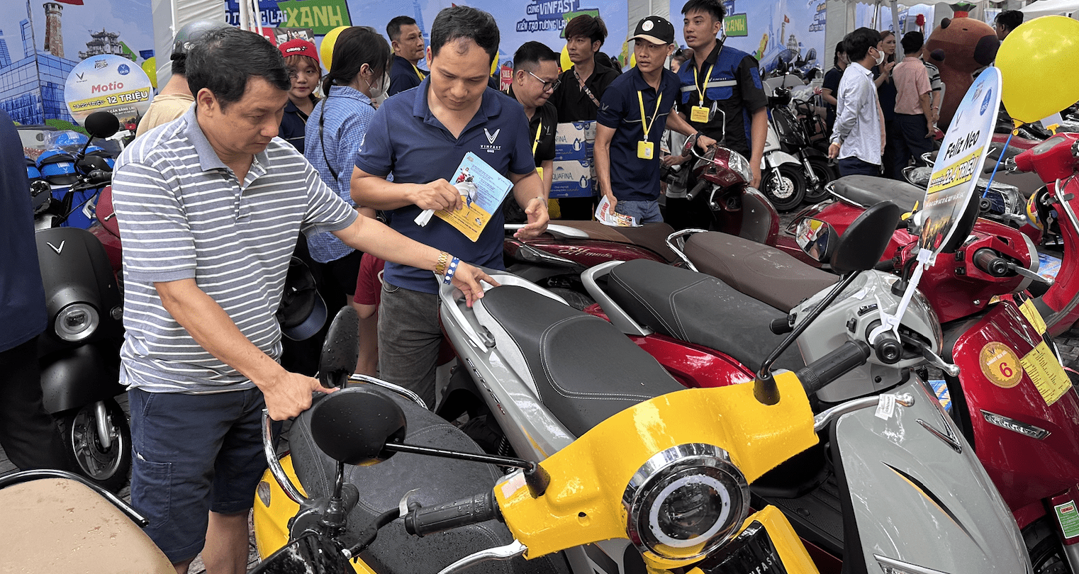 Bước đi chiến lược giảm áp lực nguồn cung xăng khoáng