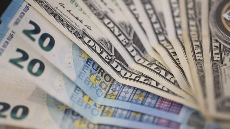 DXY vượt ngưỡng 100 điểm, VND liệu còn dư địa giảm giá?