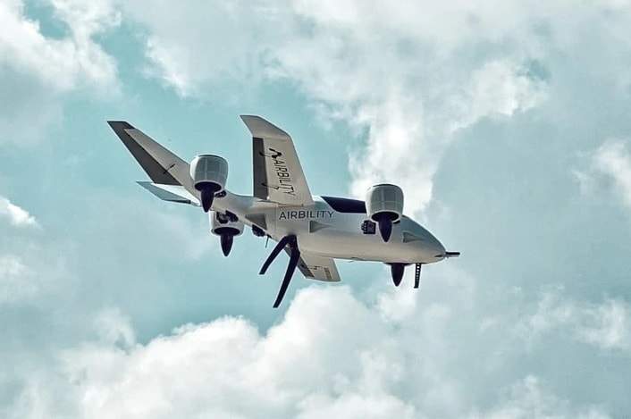 Nhiều linh kiện để sản xuất, lắp rác UAV phải nhập khẩu từ nước ngoài. Ảnh minh hoạ